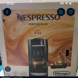NESPRESSO VERTUO PLUS Matte Black
