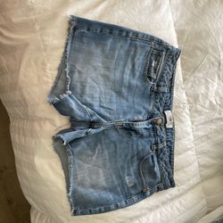 CABI jean shorts size 8