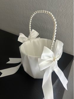 Flower girl basket