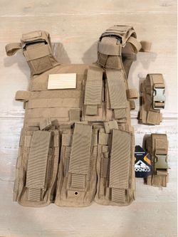 Plate Carrier and Ballistic Helmet
