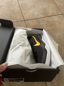 Nike Kobe Protro 8 Lakers Away