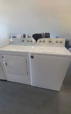 Whirlpool Washer and Dryer Set