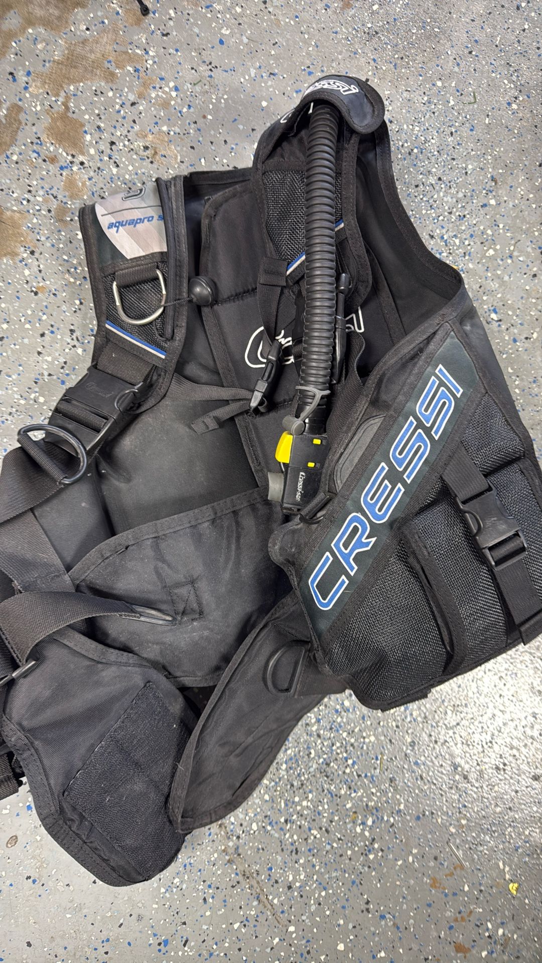 Cressi AQUA PRO BCD Used