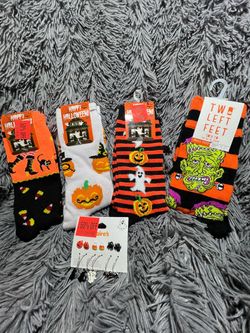 4 Halloween Socks & A Set Of Earrings