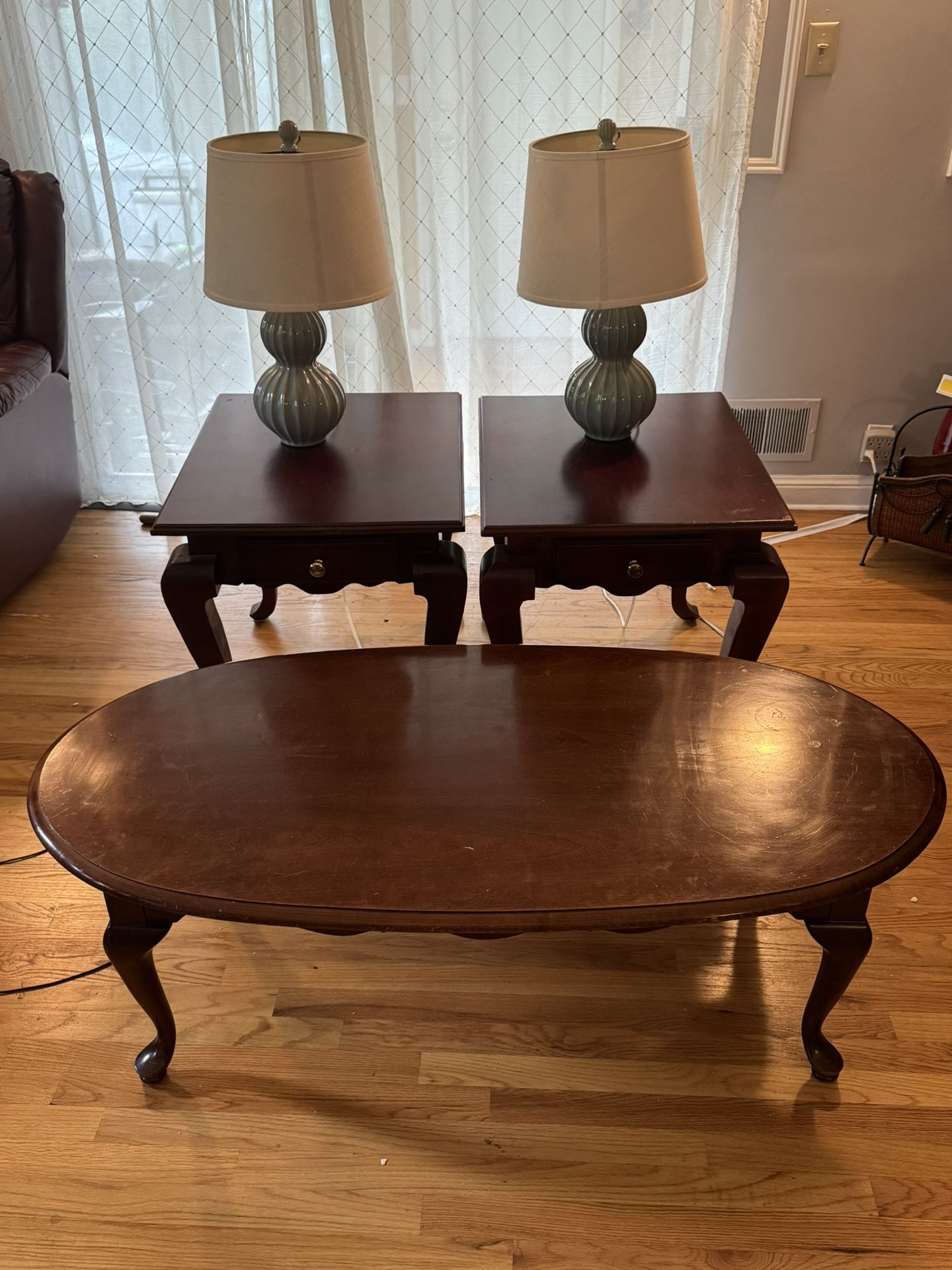 Beautiful Cherry 3-Piece Coffee Table, and End Table Set with Matching Lamps.