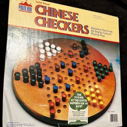 Complete Vintage 1987 Wooden Chinese Checkers Game