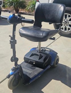 Gogo Elite Traveler Electric Mobility Scooter