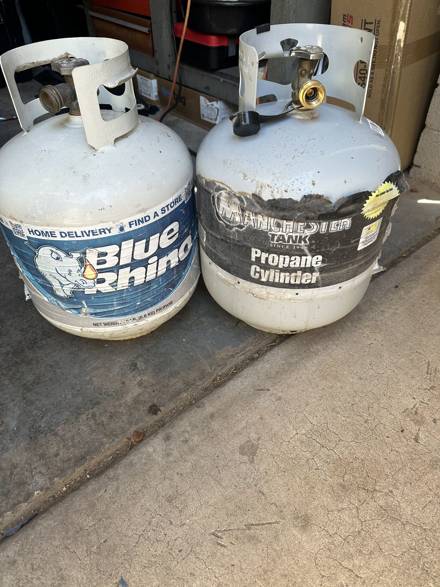 Propane Tanks 