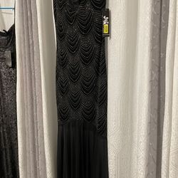 WOMEN CLOTHES MOST ARE NEW SIZES XS AND S