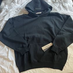 Essential Hoodie 