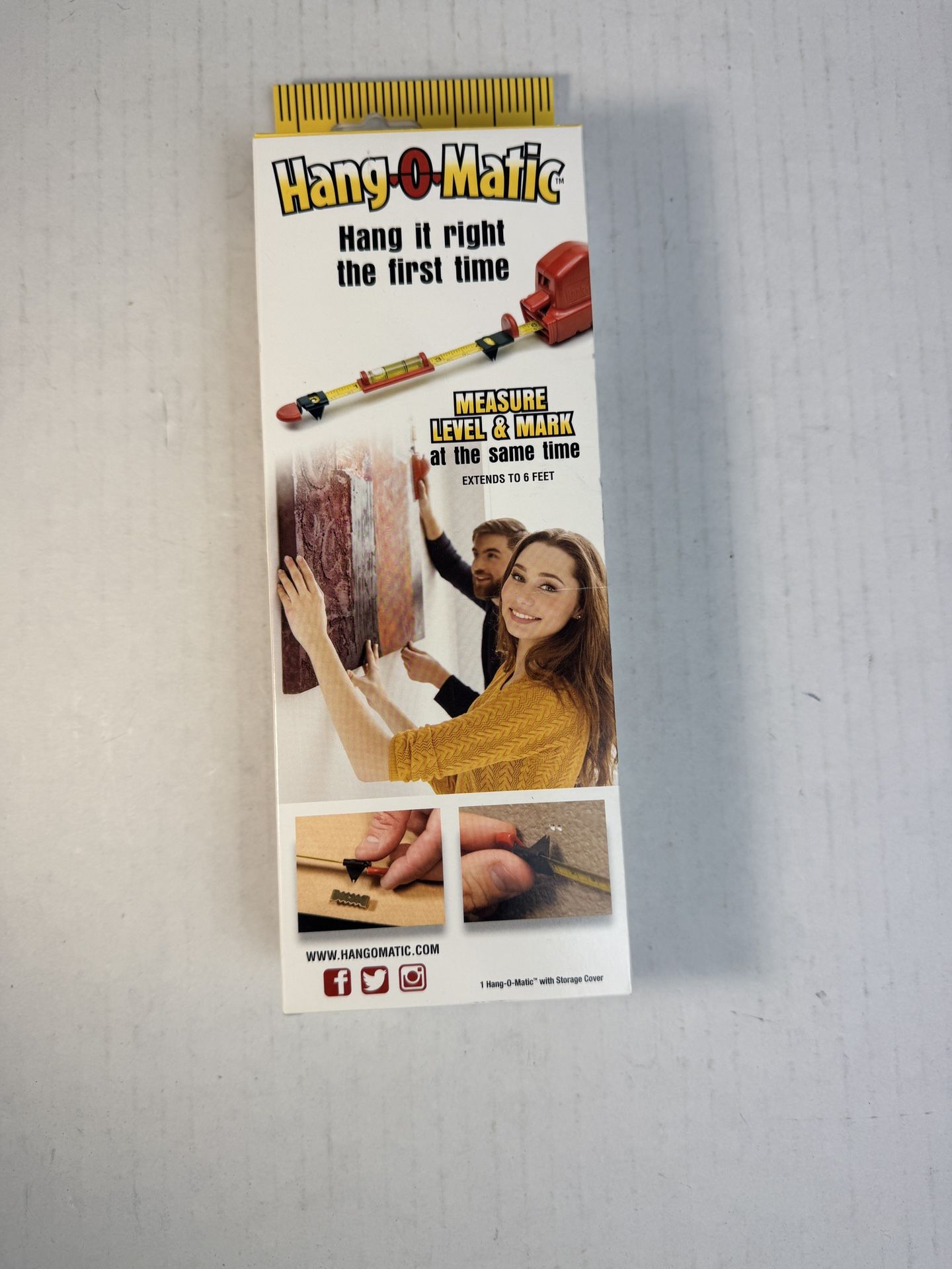 Hang-O-Matic All In One Picture Hanging Tool Measure Level Mark. (New)