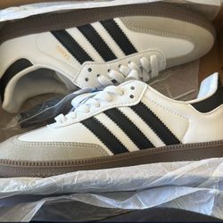 Sambas Women 6 N A Half 