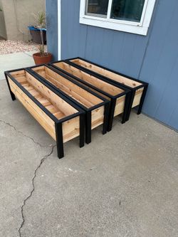 5ft long cedar planter box