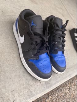 Youth boys Jordan sneakers size 7