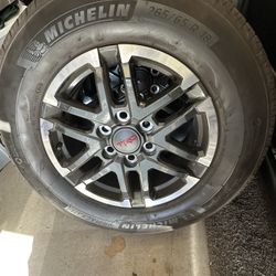 2025 Toyota Tacoma Wheels / Tires 