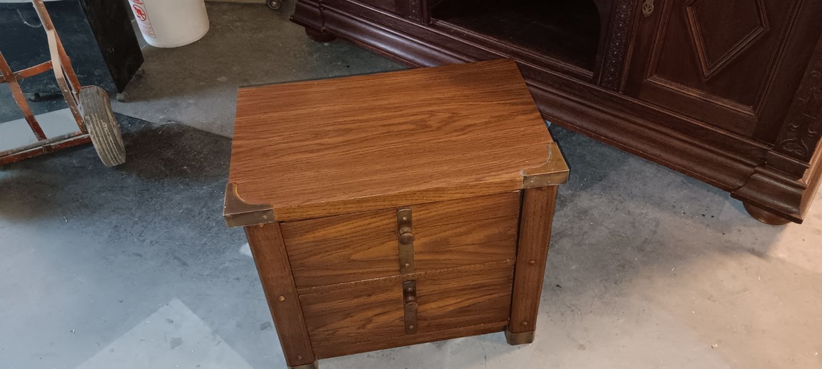 End Table/Side Table 