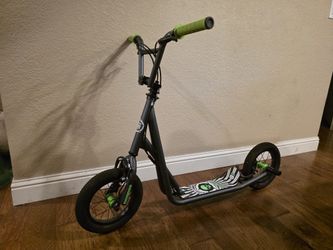 Mongoose Mini Kick Scooter With Brakes Gyro And Pegs