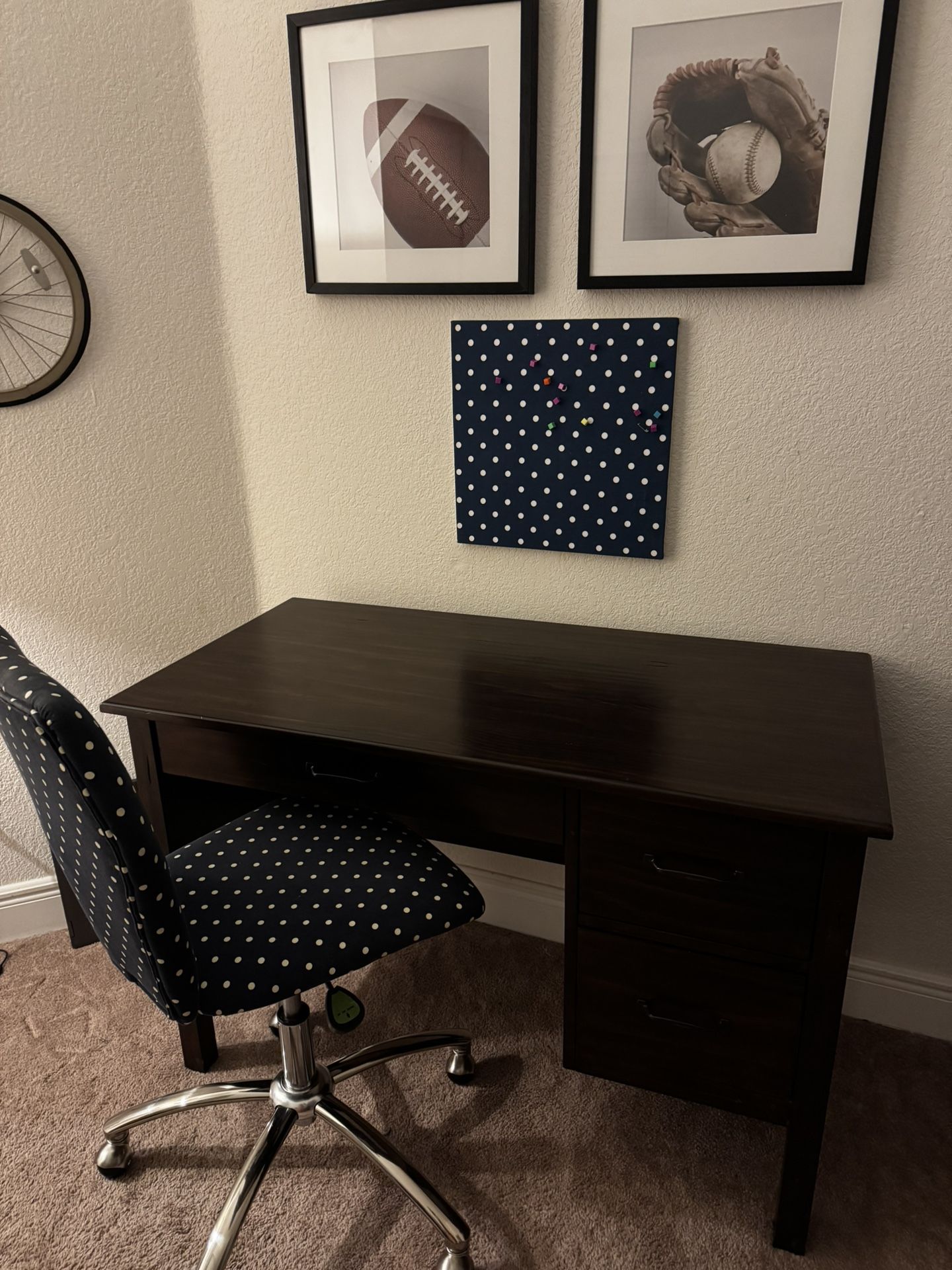 Moving Sale : Pottery Barn Kids Desk