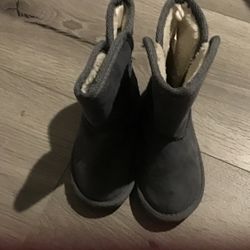 Old navy toddler girl boots size 6