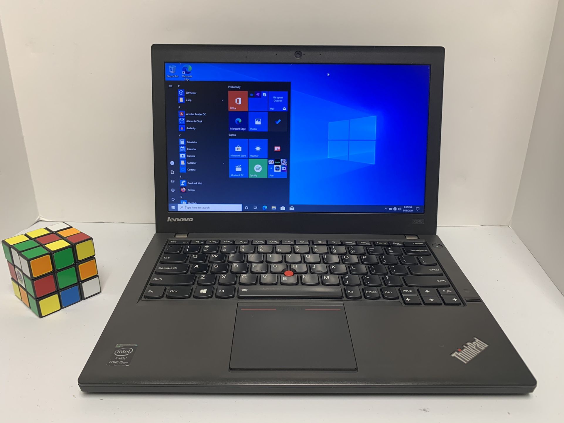 Very nice and fast reliable intel core i5 Lenovo Thinkpad with Windows 10Pro