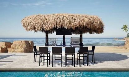 Tiki Hut outdoor kitchen