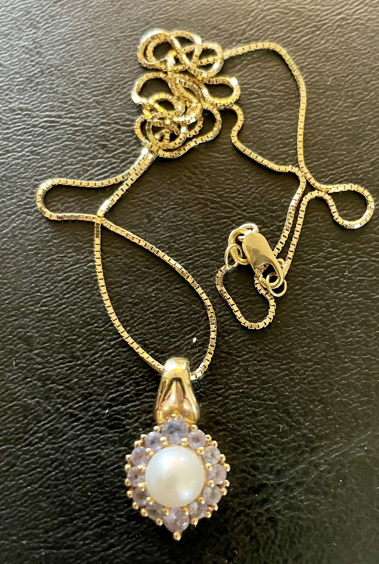 Tanzanite And Pearl Pendant With Chain