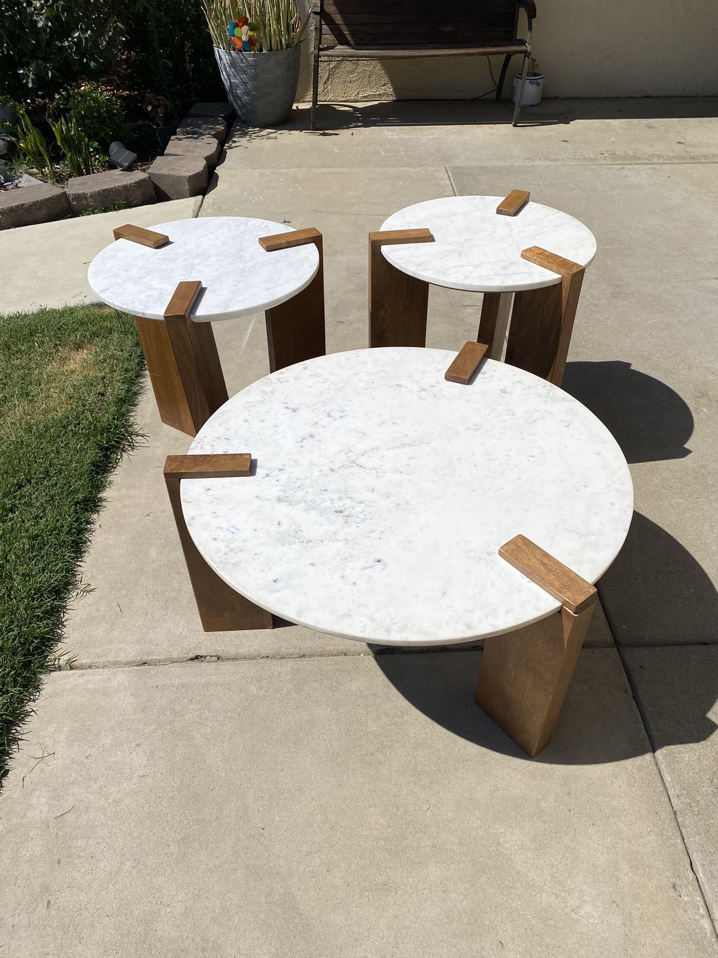 Coffee Tables Set