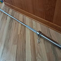 Olympic Size 6ft Barbell 35lb $50
