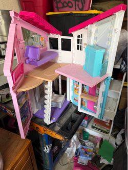 Barbie dream house
