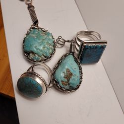 2 °BEAUTIFUL!!Sterling Silver Turqoise Rings .2 Wrap Around Turquoise Stones,also SilvEr 