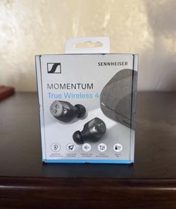 Momentum True Wireless 4