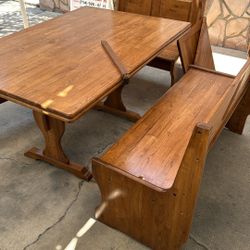 Corner Kitchen Table 