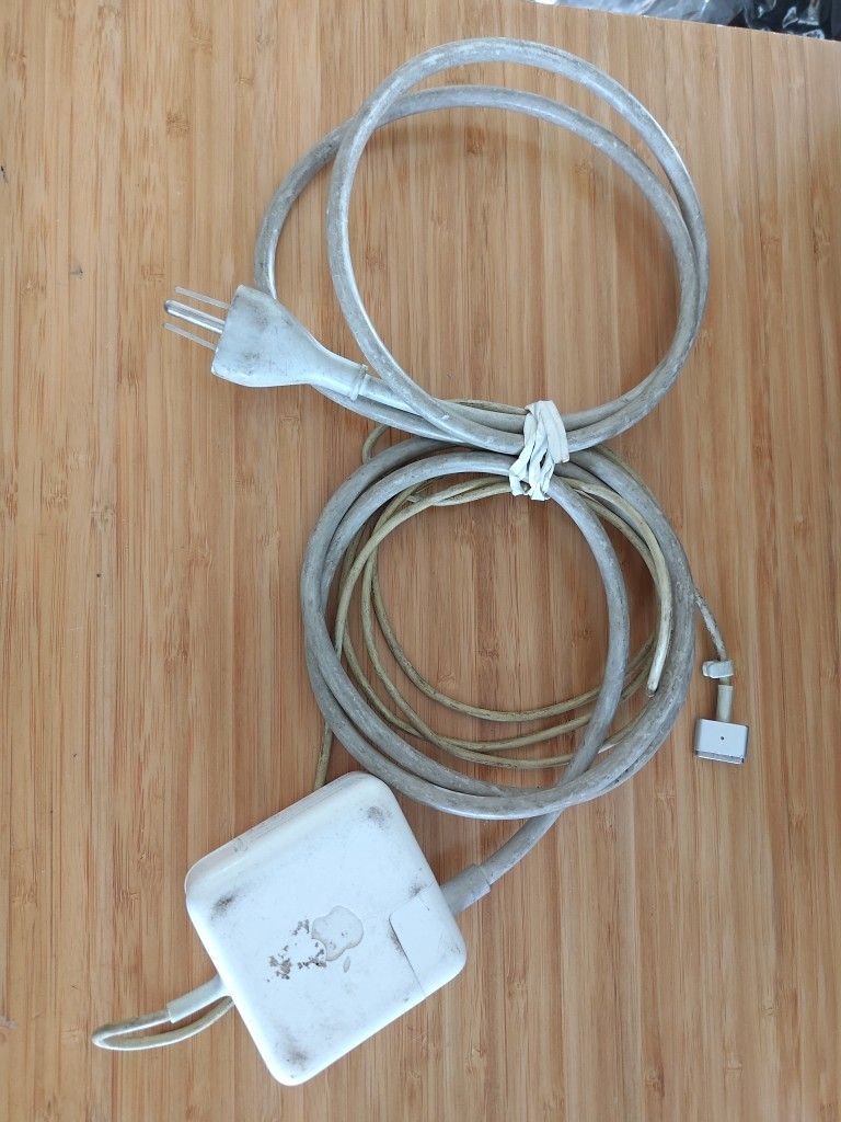 Genuine Macbook A1436 OEM Apple MagSafe 2 45W AC Adapter Charger