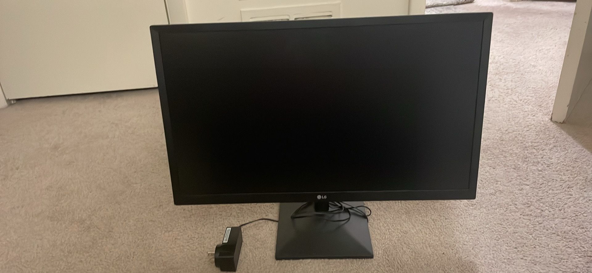 LG Monitor