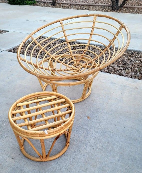 Papasan Chair and Ottoman