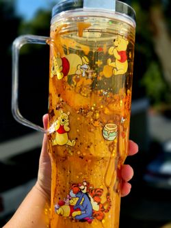 40oz Winnie the Pooh Glitter Tumbler with Handle and Straw lava la p snowglobe