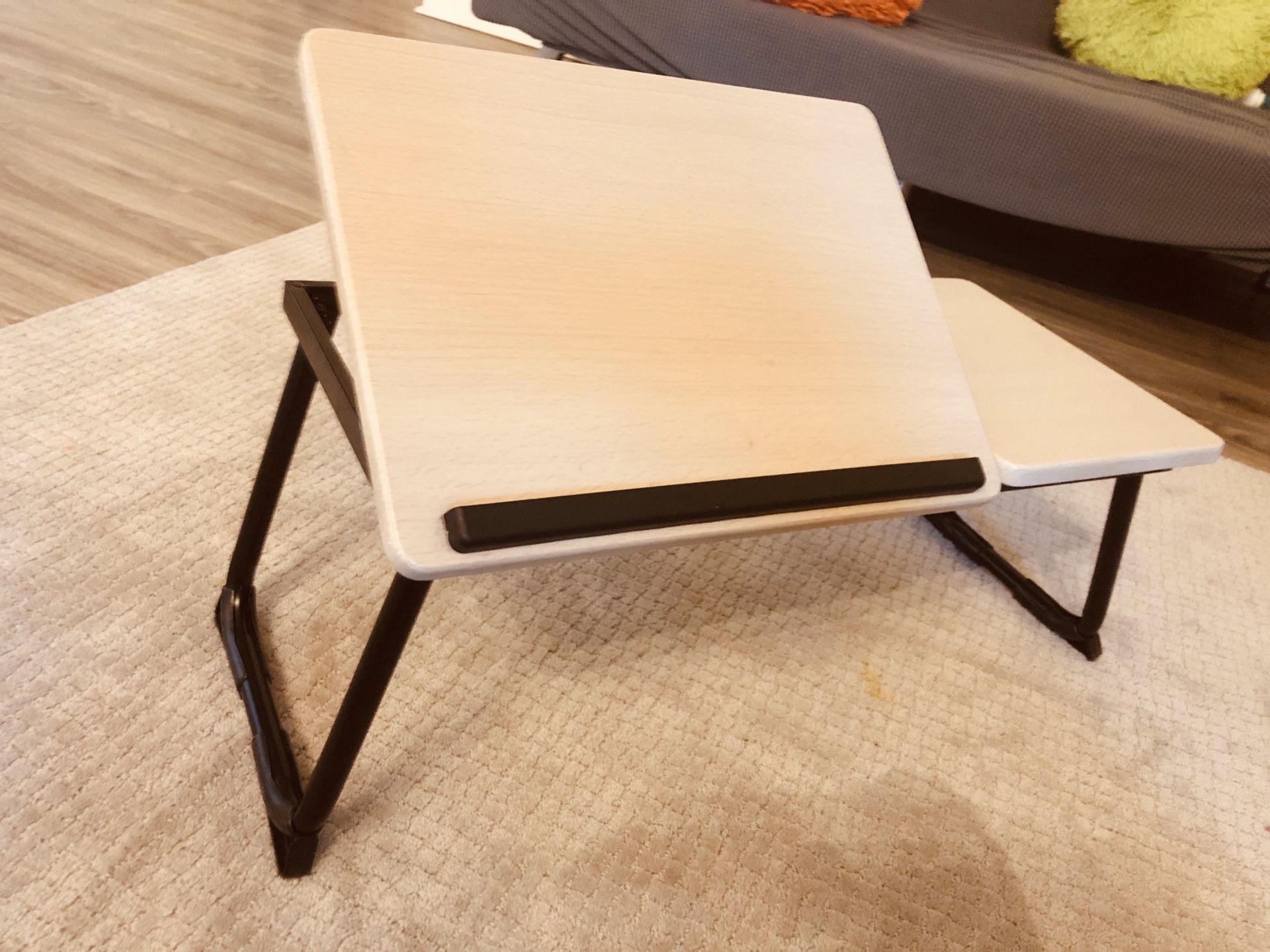 Adjustable Laptop / Bed Table