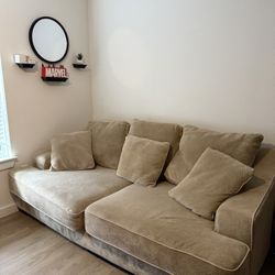 Sofa / Couch