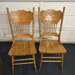 Set of 4 Solid Oak Vintage Dining Chairs – Beautiful Carved Backs