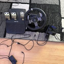 Logitech G920 Steering Wheel