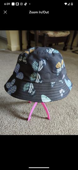 Bucket hat 