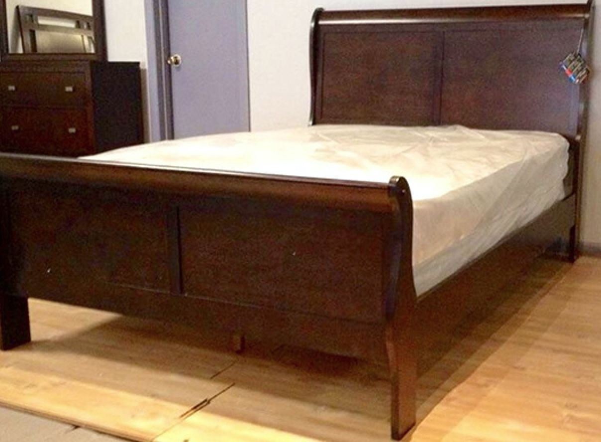 King cherry sleigh bed with mattress and free delivery
