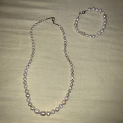 Pearls Necklace And Bracelet 