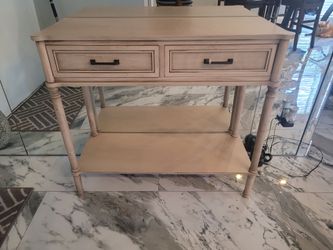 Baidge entrance table wood