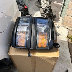 2015 Chevy Silverado Headlights Pair 
