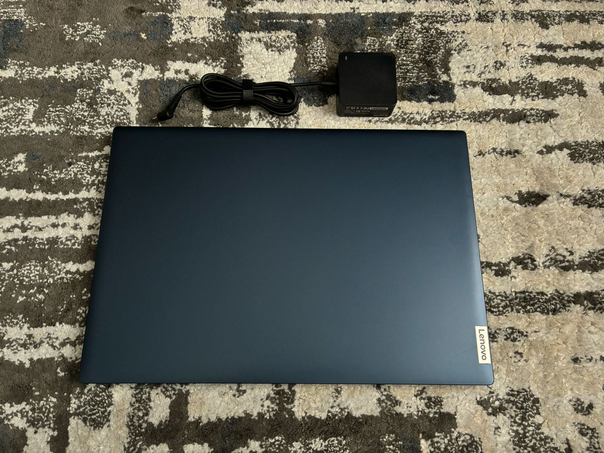 Lenovo IdeaPad 3 17IIL05 17 Inch Laptop! 256 GB SSD! 8 GB RAM! Windows 11! Includes Charger!