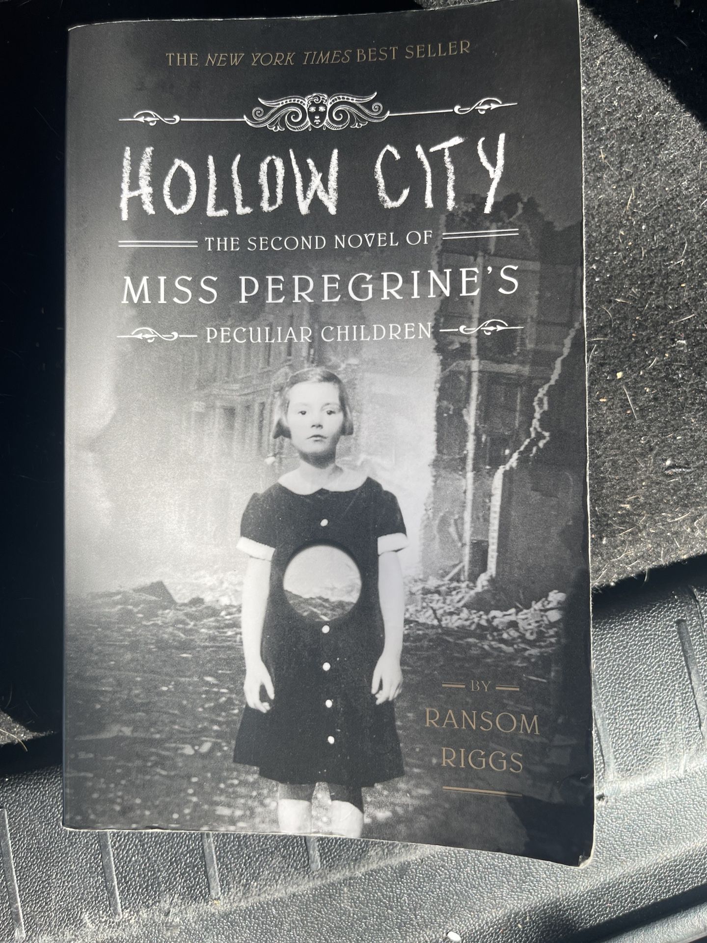 Hollow City