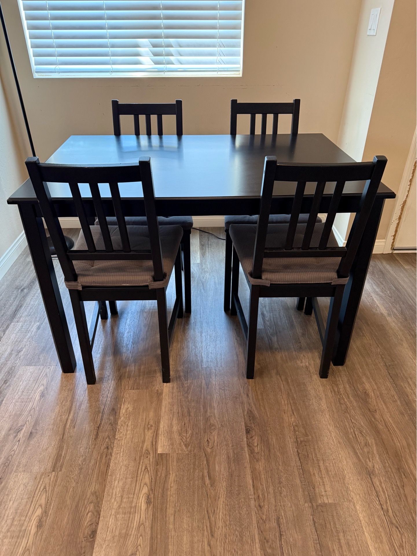 Dark brown dinning table