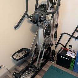 BowFlex Max Trainer M7