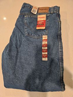 NEW Wrangler Rugged Wear Thinsulate Thermal Lined Jeans 40x32